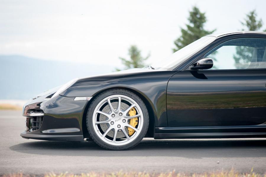 Детали экстерьера Porsche 911 GT2 (997) 2008 года  (NA) (фото 8 из 107)